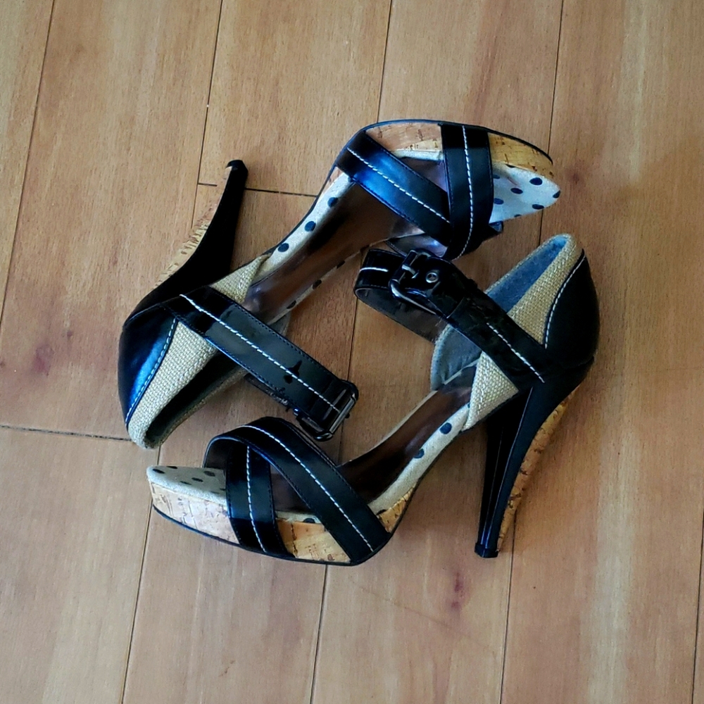 Charles by Charles David Platform Sandals